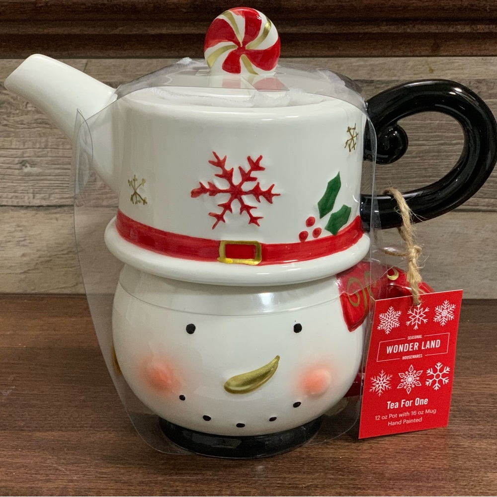 Super Cute 🥰 Tea for One Stacking Snowman Mug and Teapot - NEW
